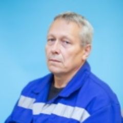 Леонов Виктор